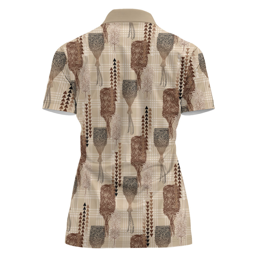 Aloha Hawaii Vintage Kahili Pa'a Lima Women Polo Shirt Palaka Print Cozy Beige