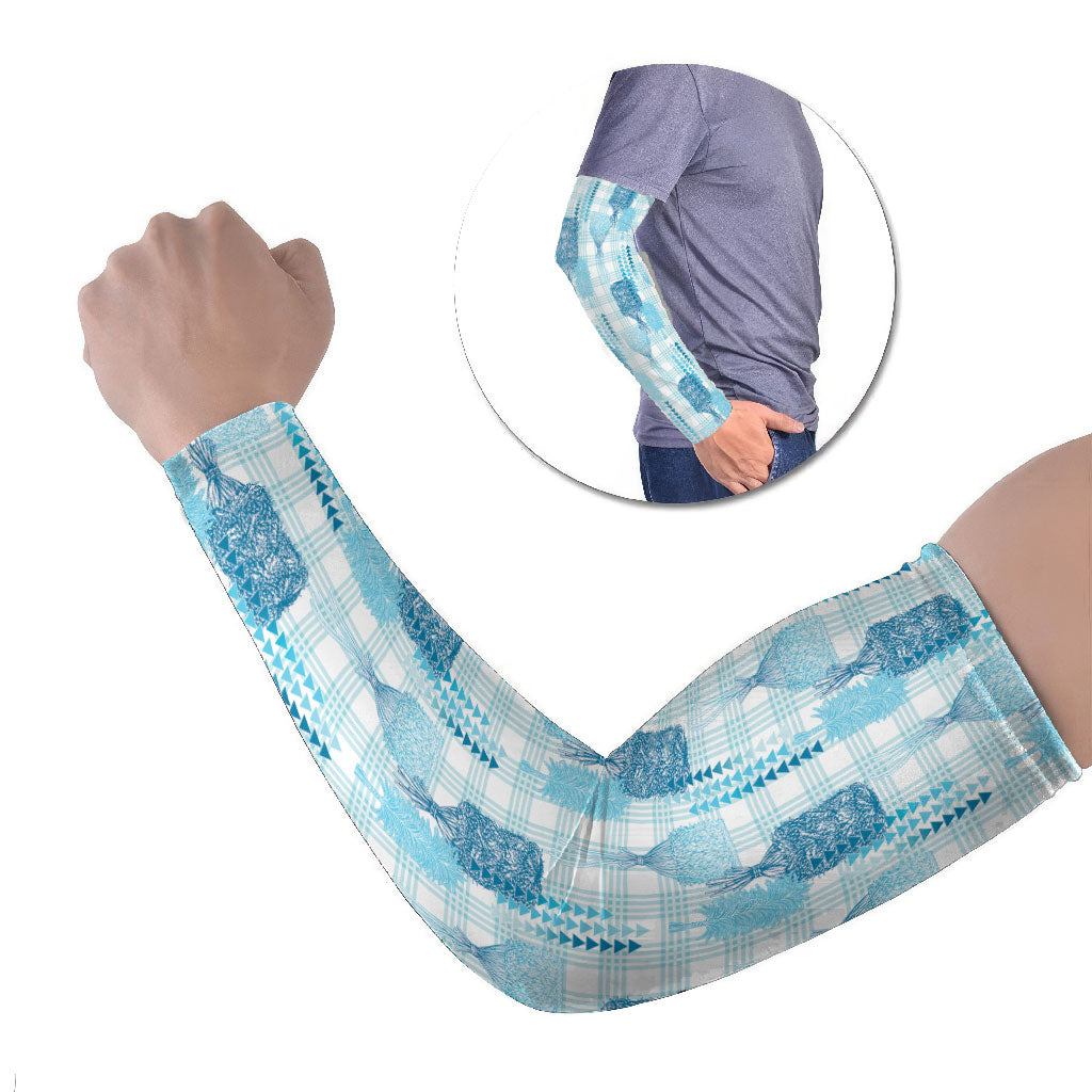 Aloha Hawaii Vintage Kahili Pa'a Lima Arm Sleeves Palaka Print Oceanic Turquoise