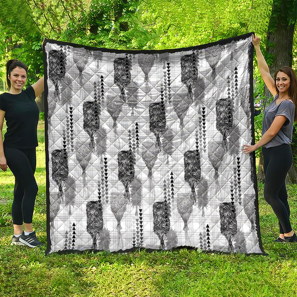Aloha Hawaii Vintage Kahili Pa'a Lima Quilt Palaka Print Hinahina