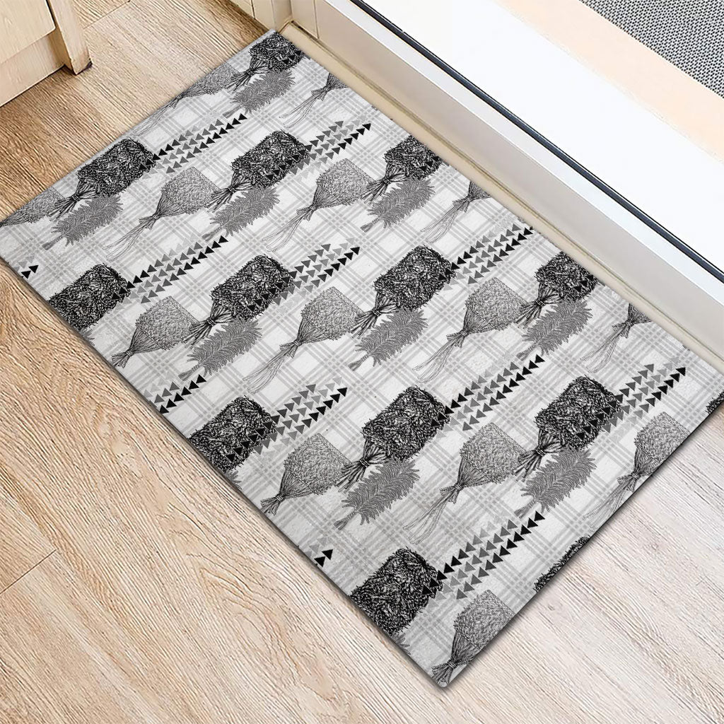 Aloha Hawaii Vintage Kahili Pa'a Lima Rubber Doormat Palaka Print Hinahina