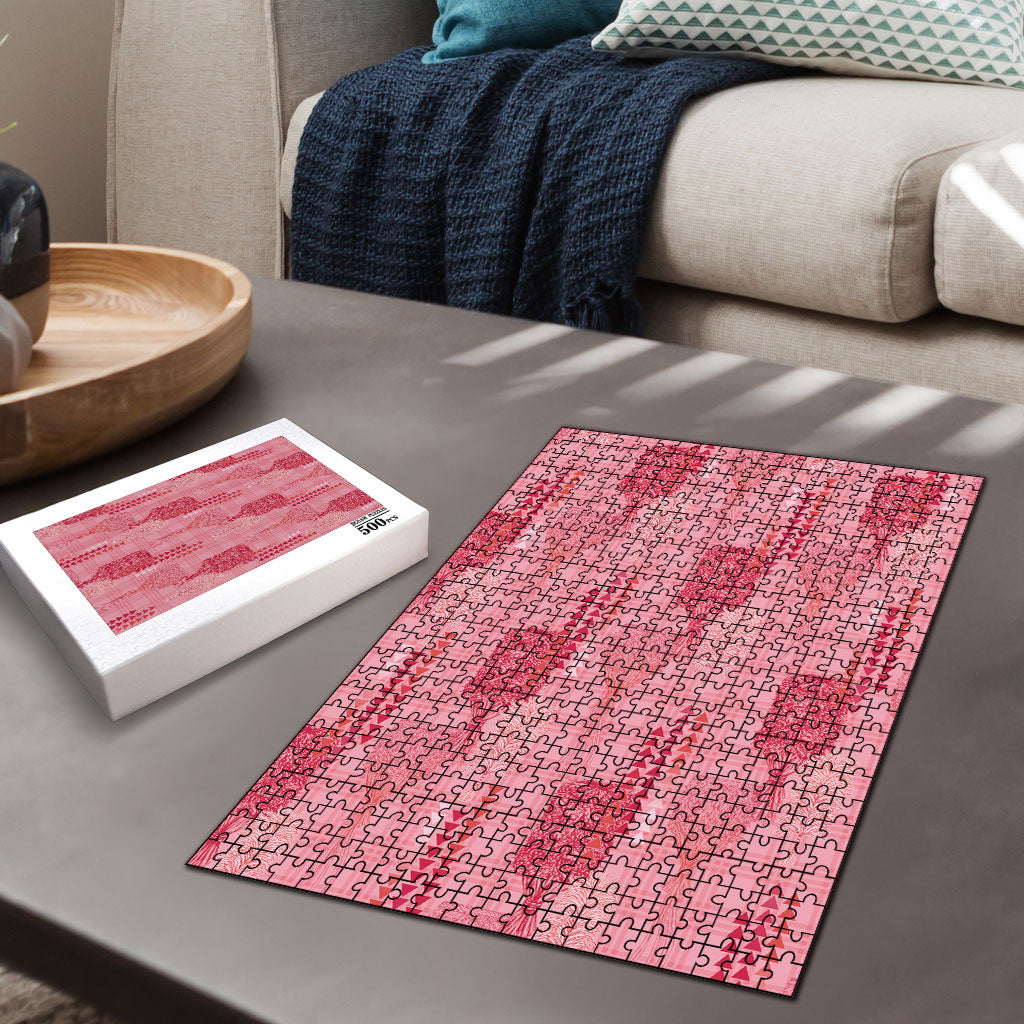 Aloha Hawaii Vintage Kahili Pa'a Lima Puzzle Palaka Print Berry Pink