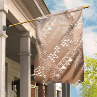 Hawaii Beige Kapa Garden Flag Vintage 'Ohe Kāpala Motifs Mix Plumeria Leis