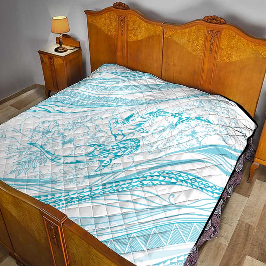 Sharks Couple Dreamy Polynesians Floral Sea Quilt Turquoise - Polynesian Pride