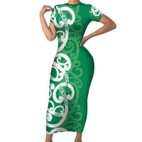 Pounamu Green Maori Family Matching Short Sleeve Bodycon Dress and Hawaiian Shirt Koru Kowhaiwhai LT7 Mom's Dress Green - Polynesian Pride