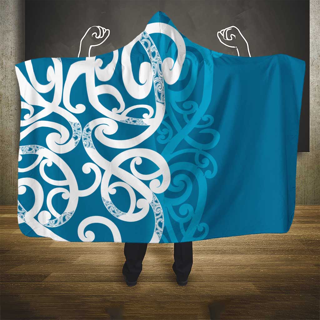 Azure Blue Maori Hooded Blanket Koru Kowhaiwhai - Polynesian Pride