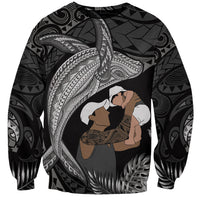 Father's Day Polynesian Pattern Sweatshirt Tropical Humpback Whale - Black