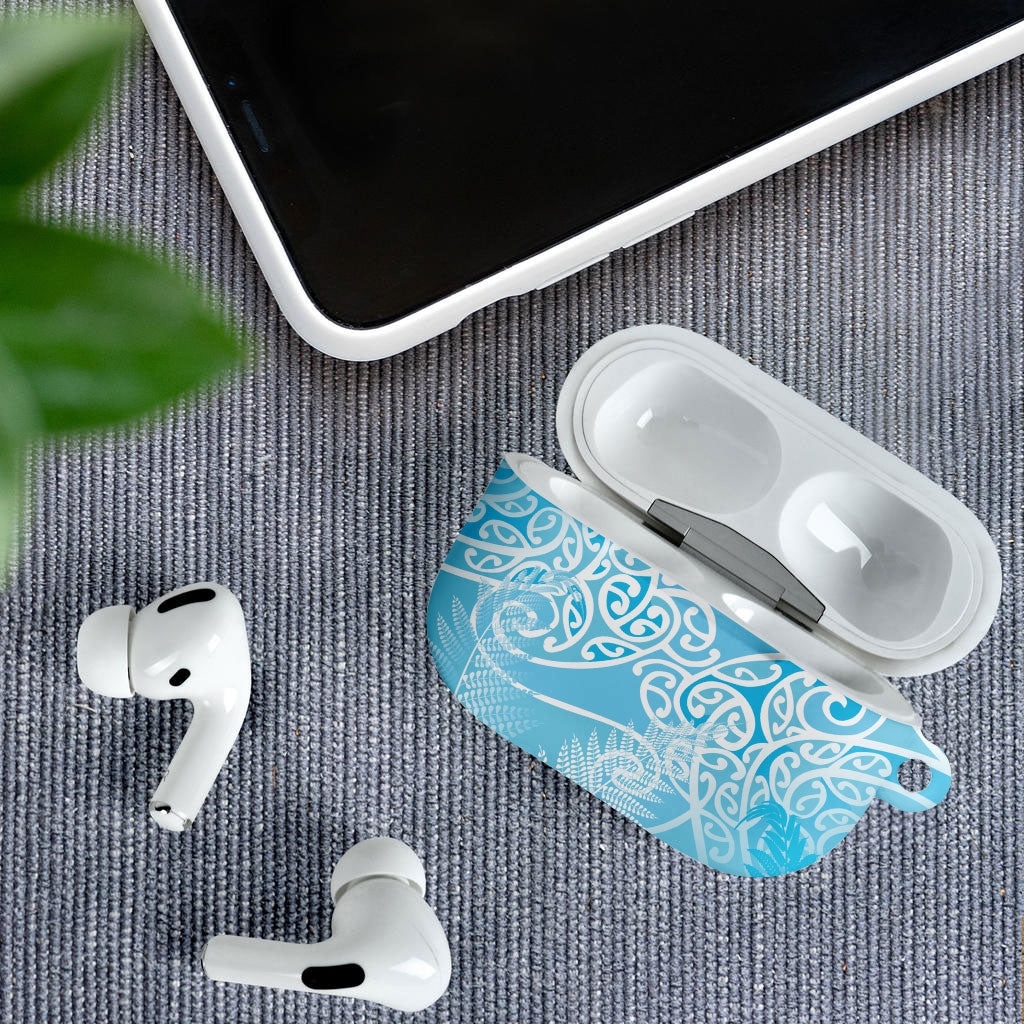 Aotearoa Maori Koru Curves AirPods Case Silver Ferns - Turquoise