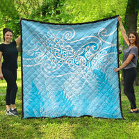 Aotearoa Maori Koru Curves Quilt Silver Ferns - Turquoise