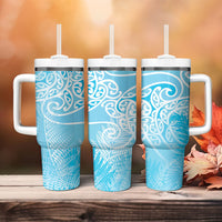 Aotearoa Maori Koru Curves Tumbler With Handle Silver Ferns - Turquoise