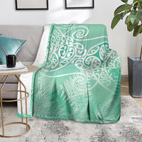 Aotearoa Maori Koru Curves Blanket Silver Ferns - Mint