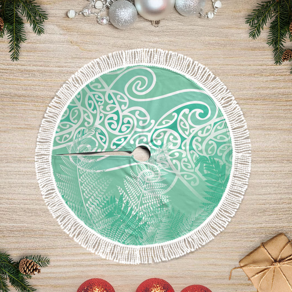 Aotearoa Maori Koru Curves Tree Skirt Silver Ferns - Mint