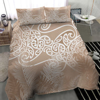 Aotearoa Maori Koru Curves Bedding Set Silver Ferns - Mocha