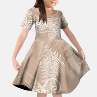 Aotearoa Maori Koru Curves Family Matching Puletasi and Hawaiian Shirt Silver Ferns - Mocha