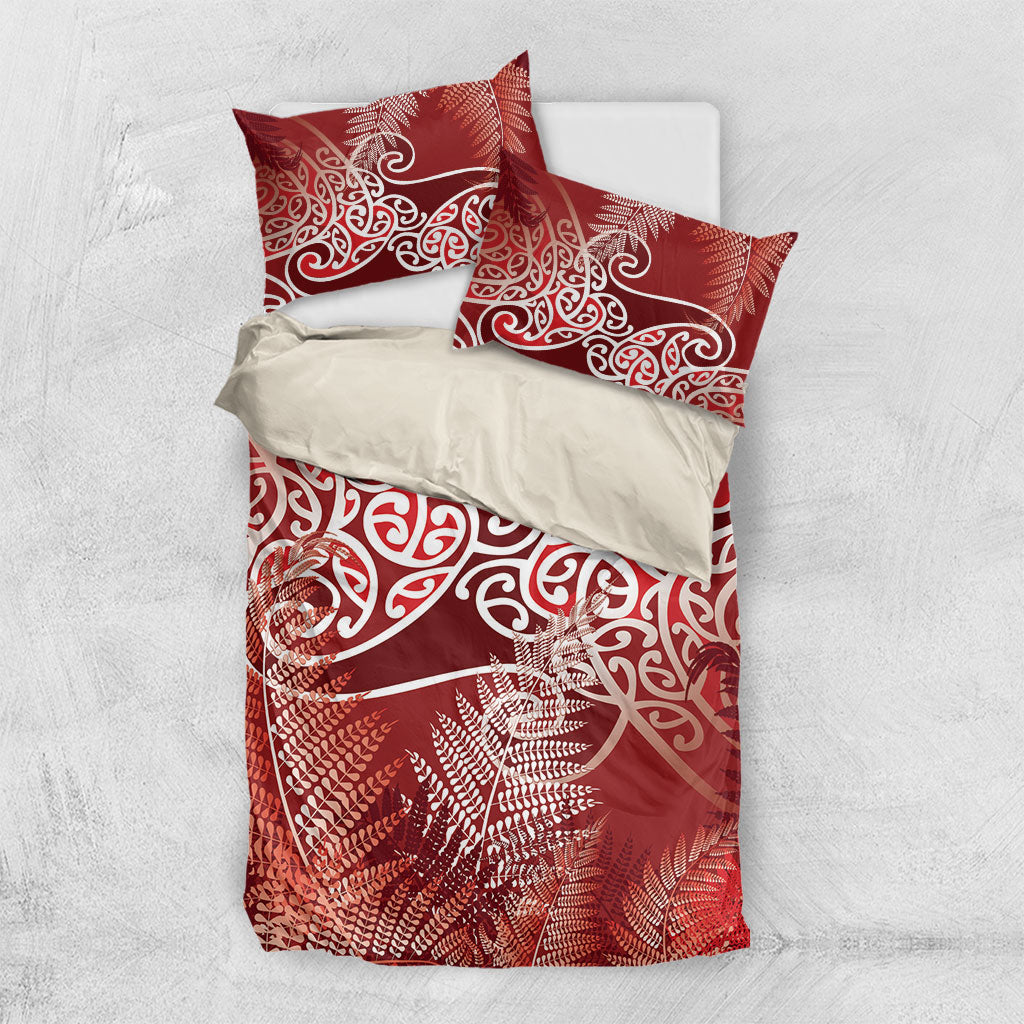 Aotearoa Maori Koru Curves Bedding Set Silver Ferns - Crimson Red