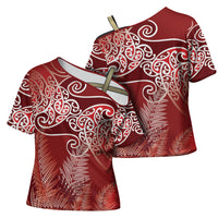 Aotearoa Maori Koru Curves Cross Shoulder Shirt Silver Ferns - Crimson Red