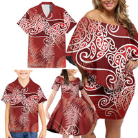 Aotearoa Maori Koru Curves Family Matching Off Shoulder Short Dress and Hawaiian Shirt Silver Ferns - Crimson Red LT7 - Polynesian Pride