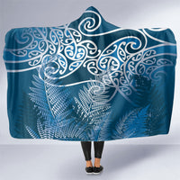 Aotearoa Maori Koru Curves Hooded Blanket Silver Ferns - Navy Blue