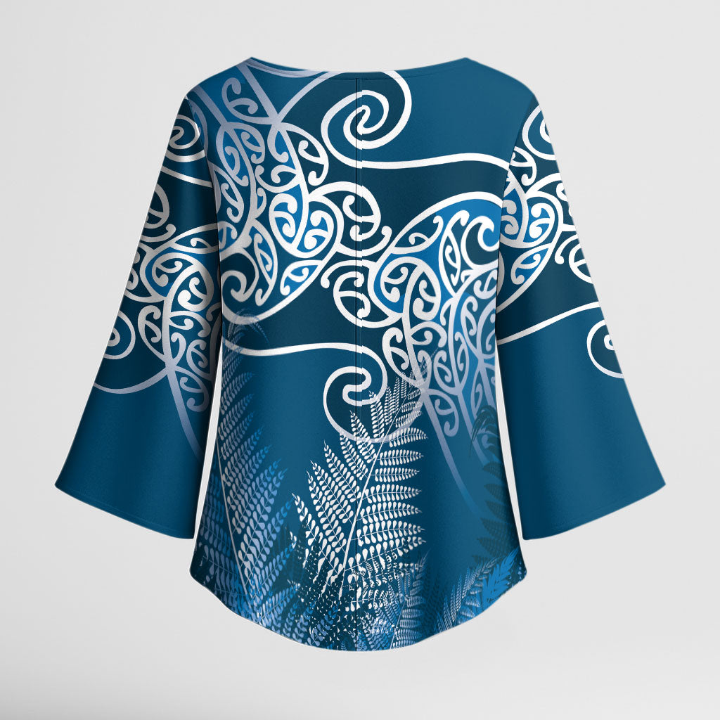 Aotearoa Maori Koru Curves Kimono Sleeve Blouse Silver Ferns - Navy Blue