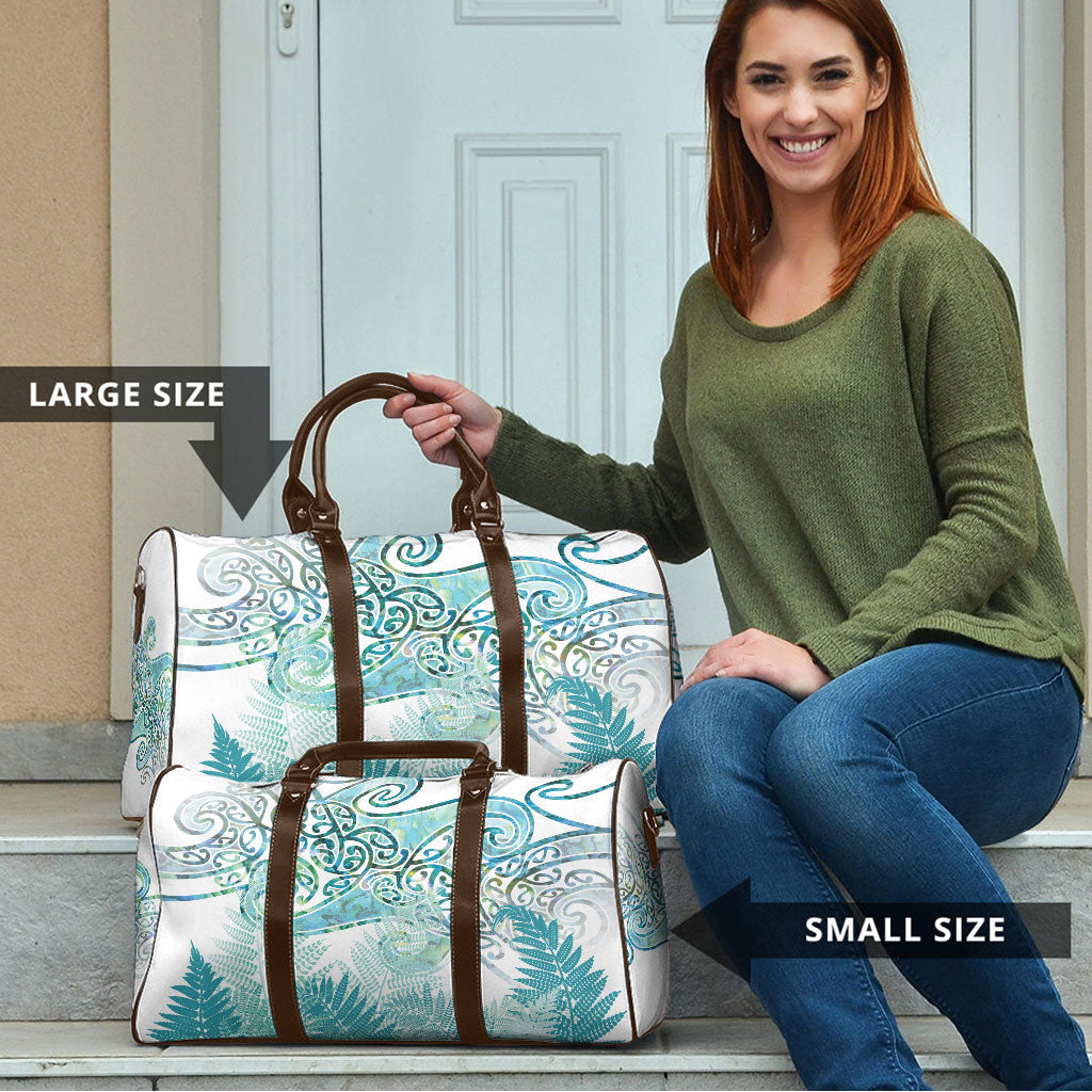 Aotearoa Maori Koru Curves Travel Bag Mossy Paua Shell