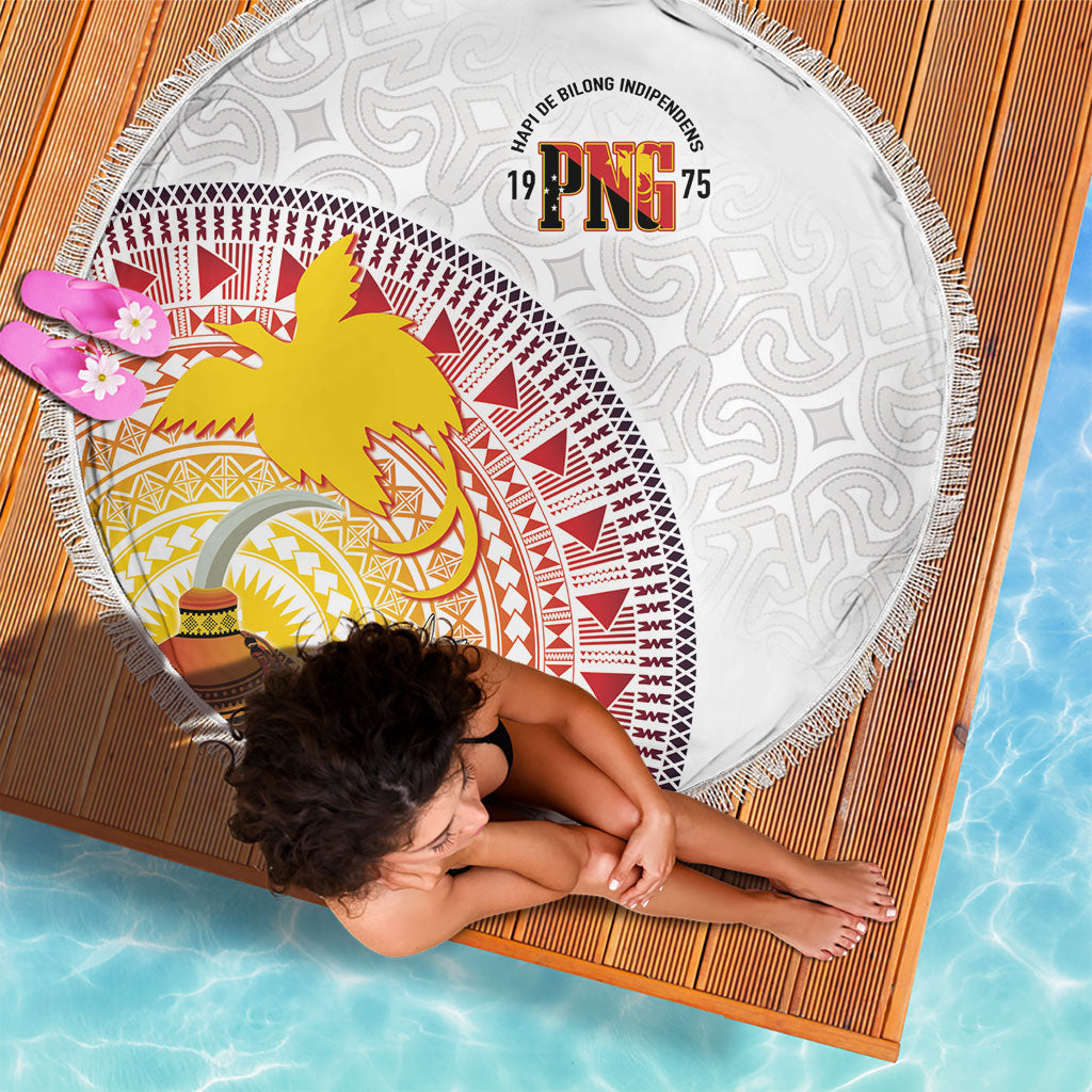 Hapi De Bilong Indipendens Papua New Guinea Beach Blanket PNG Lime Pot