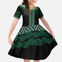 Maori Taniko Patterns Family Matching Long Sleeve Bodycon Dress and Hawaiian Shirt Pounamu Niho Taniwha Mix Paatiki Motifs LT7 Daughter's Dress Green - Polynesian Pride
