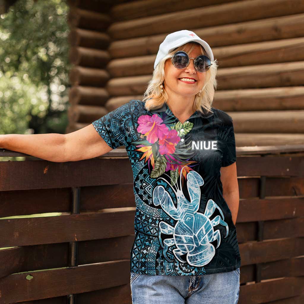 Niue Personalised Women Polo Shirt Hiapo Mix Coconut Crab
