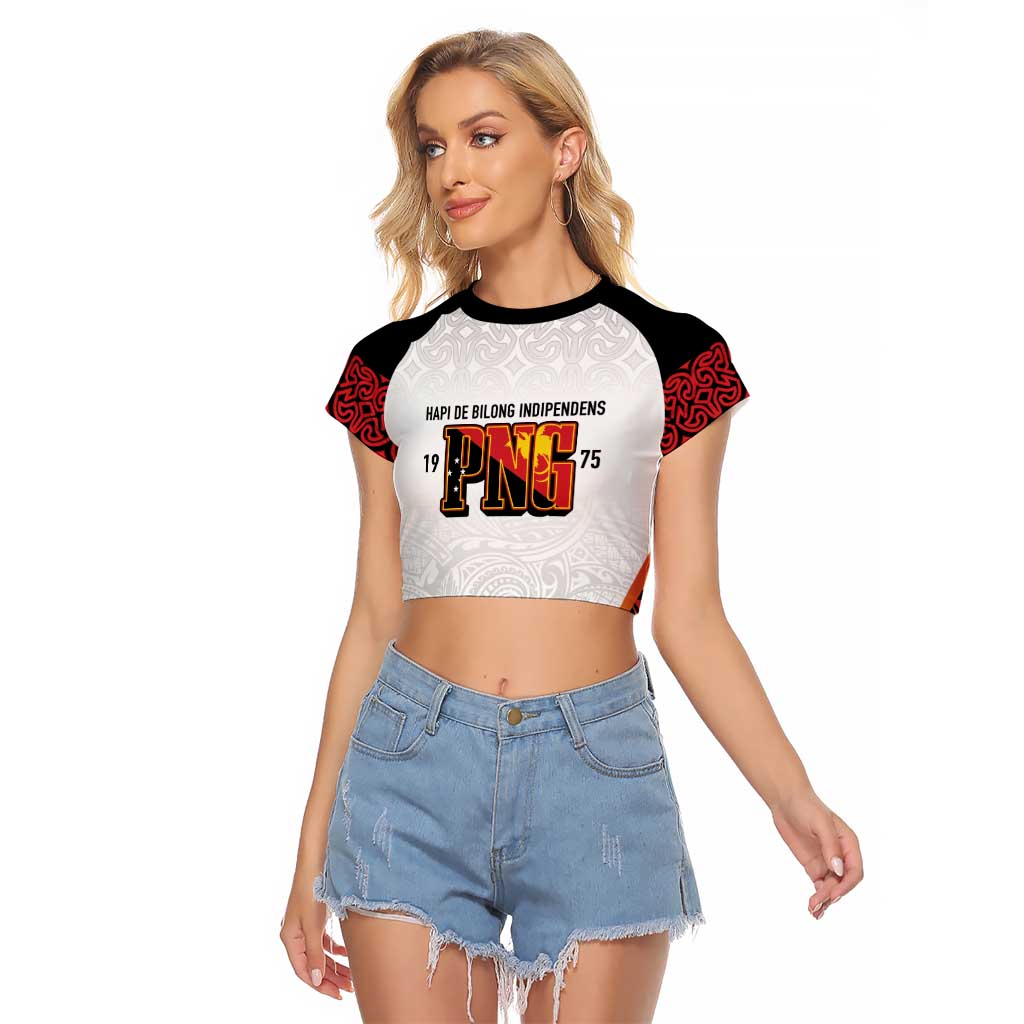 Personalized Papua New Guinea Raglan Cropped T Shirt Hapi De bilong Indipendens PNG