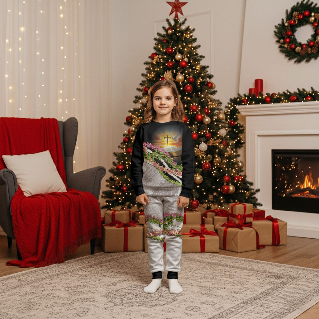 Hawaii Mokihana Mix Pikake Leis Mahalo 'Olelo Christmas Pajama Set Black