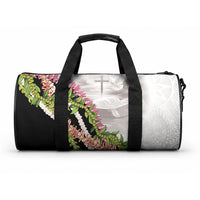 Hawaii Mokihana Mix Pikake Leis Mahalo 'Olelo Duffle Bag White Tapa