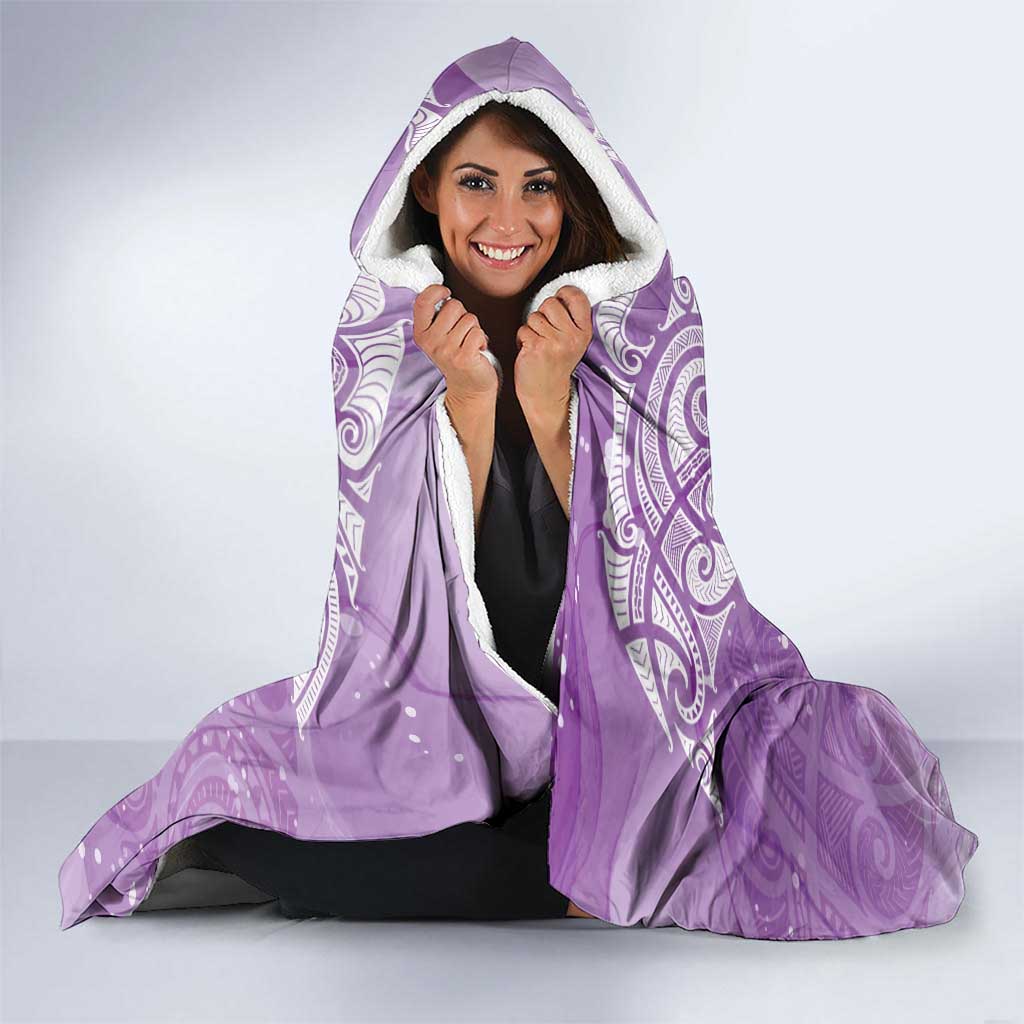 Epilepsy Awareness Maori Aotearoa Hooded Blanket Manta Ray - Purple Glaze - Polynesian Pride