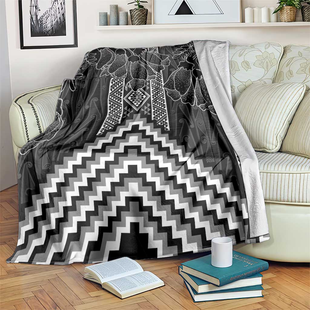 Aotearoa Taniko Pattern Blanket Poutama Mix Kowhai Flowers