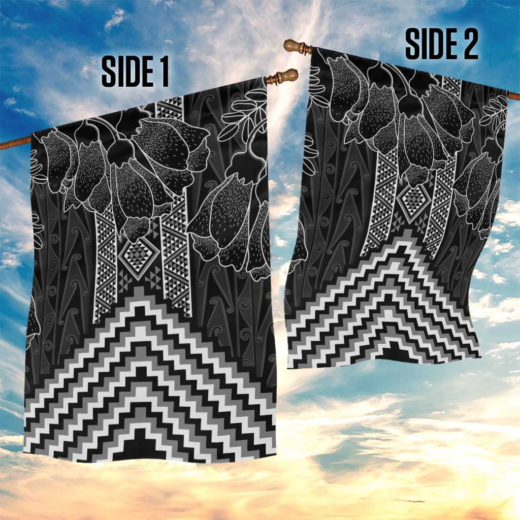 Aotearoa Taniko Pattern Garden Flag Poutama Mix Kowhai Flowers