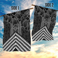 Aotearoa Taniko Pattern Garden Flag Poutama Mix Kowhai Flowers