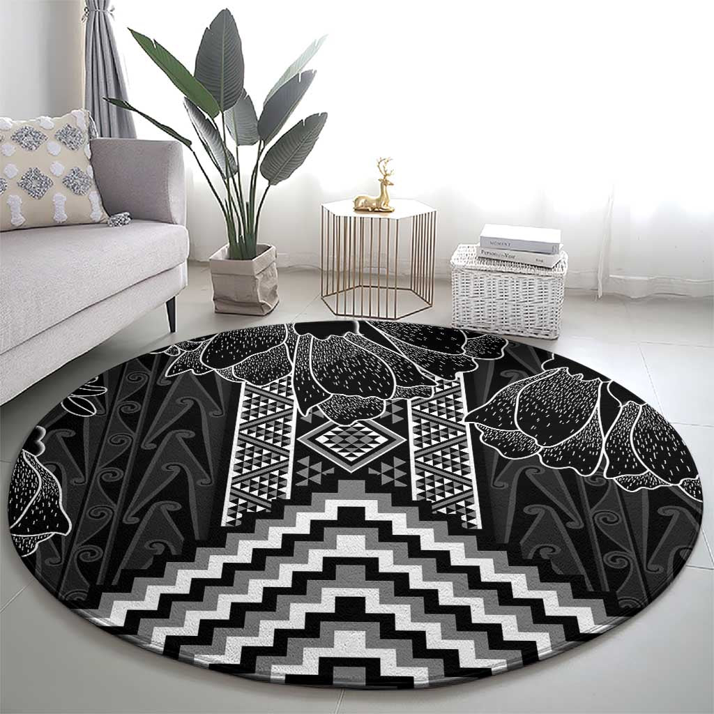 Aotearoa Taniko Pattern Round Carpet Poutama Mix Kowhai Flowers