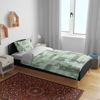 Hawaiian Quilt Tapa On Pastel Mint Palaka Motifs Bedding Set