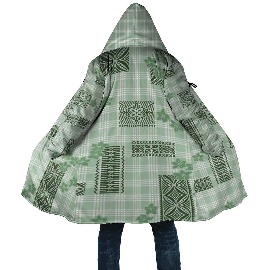 Hawaiian Quilt Tapa On Pastel Mint Palaka Motifs Cloak