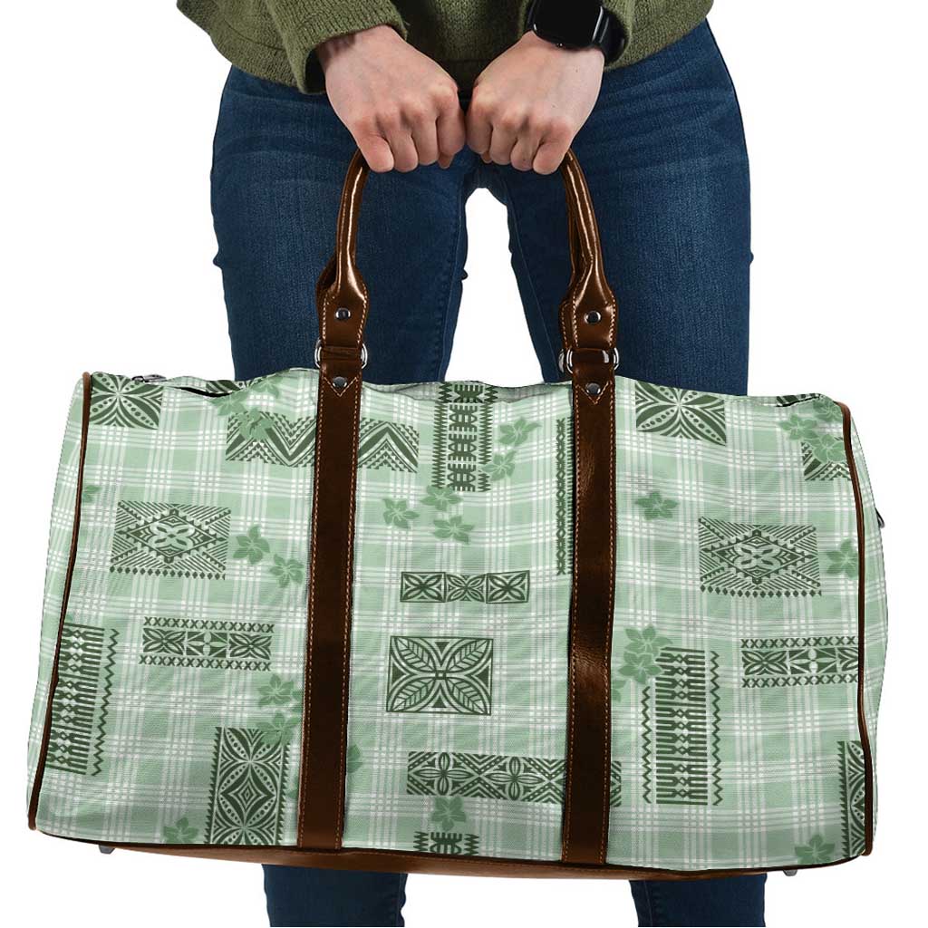 Hawaiian Quilt Tapa On Pastel Mint Palaka Motifs Travel Bag