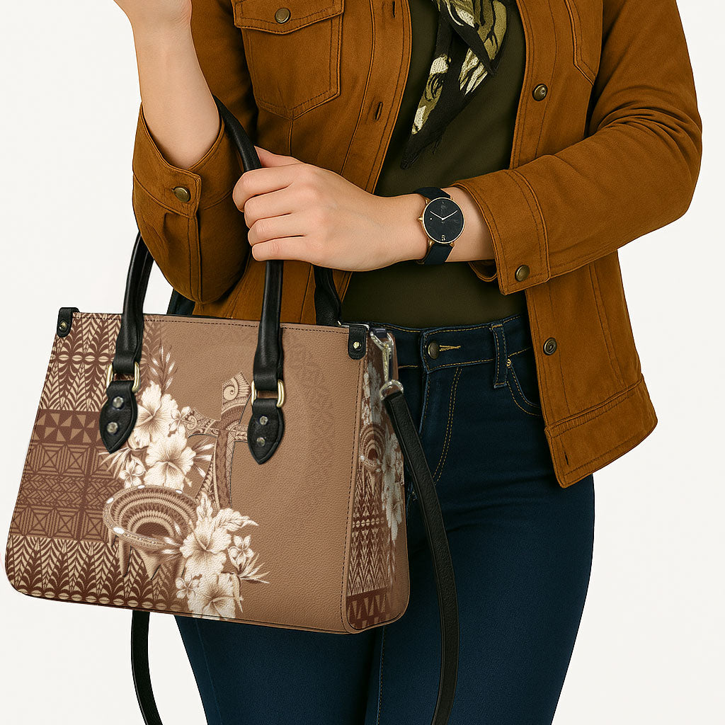 Tonga Ngatu Kupesi Brown Tapa Leather Bag Koe Otua Mo Tonga Ko Hoku Tofia LT7 - Polynesian Pride
