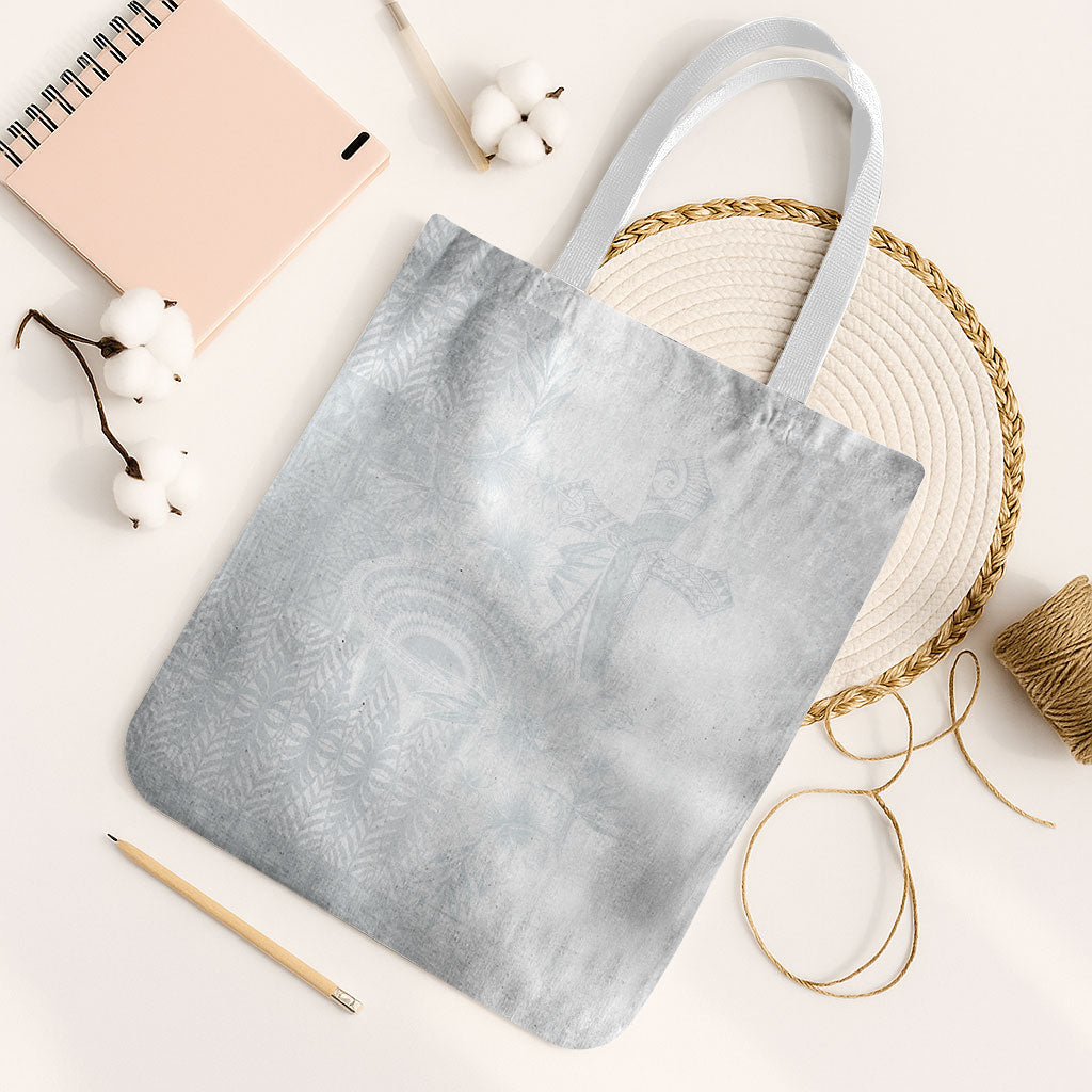 Tonga Ngatu Kupesi White Sunday Fakame Tote Bag Koe Otua Mo Tonga Ko Hoku Tofia LT7 White Strap One Size White - Polynesian Pride