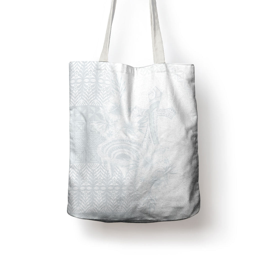Tonga Ngatu Kupesi White Sunday Fakame Tote Bag Koe Otua Mo Tonga Ko Hoku Tofia LT7 - Polynesian Pride