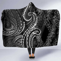 Polynesia Plumeria Lei Hooded Blanket Black Curves Motif