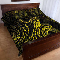 Polynesia Plumeria Lei Quilt Bed Set Black Gold Curves Motif