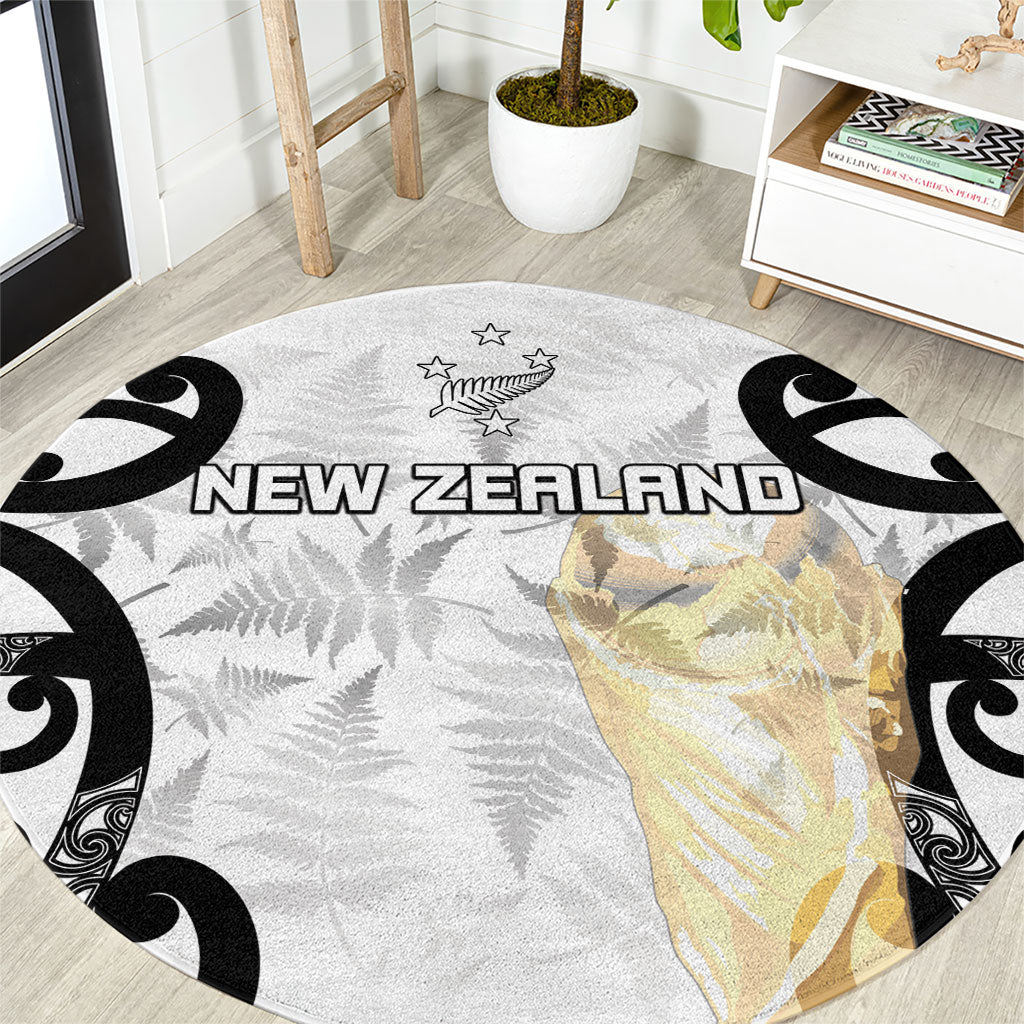 New Zealand WC2026 White Round Carpet Silver Fern LT7 White - Polynesian Pride