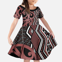 Maori Taniko Patterns Family Matching Short Sleeve Bodycon Dress and Hawaiian Shirt Brown Patiki Motifs Mix Whakairo Ngaru LT7 Daughter's Dress Brown - Polynesian Pride