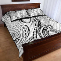 Polynesia Plumeria Lei Quilt Bed Set White Curves Motif