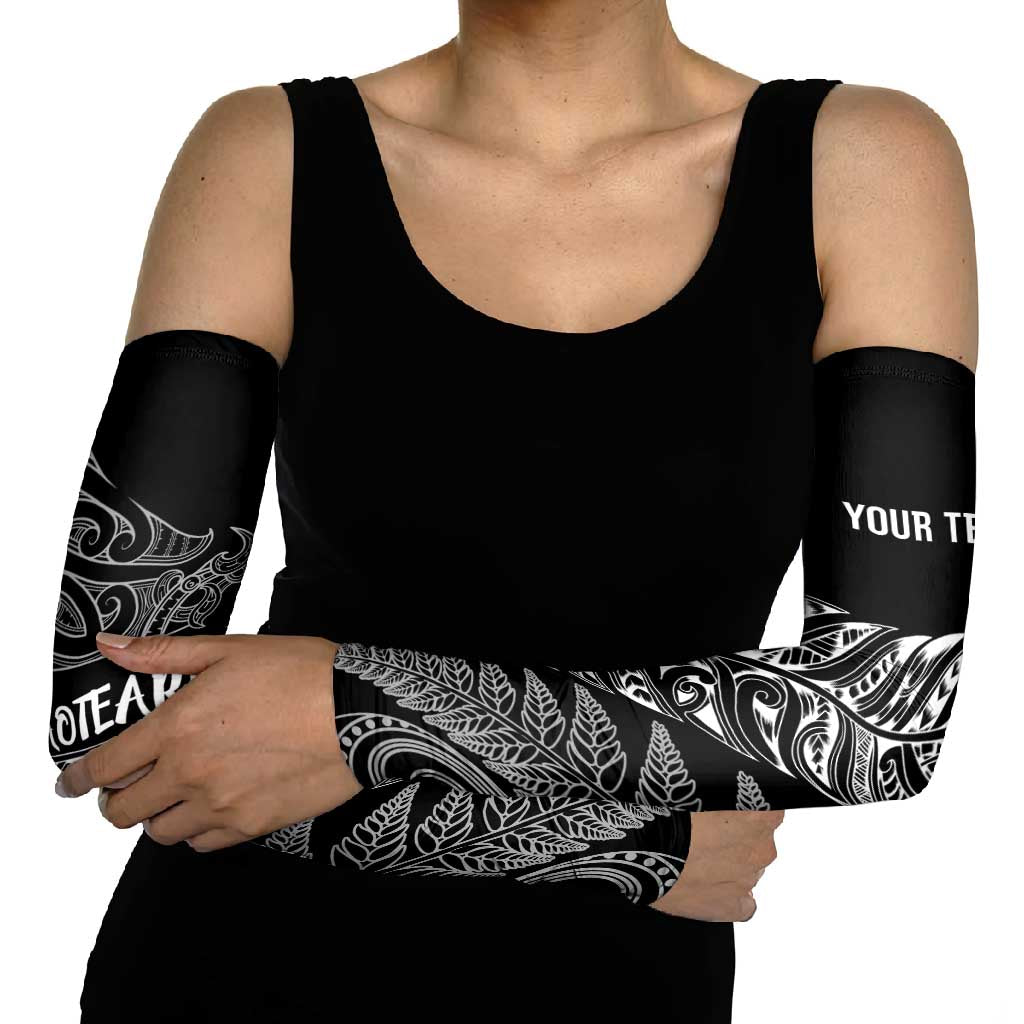 Aotearoa Personalized Lawn Bowls Maori Arm Sleeves New Zealand Black Tribal Silver Fern - Polynesian Pride