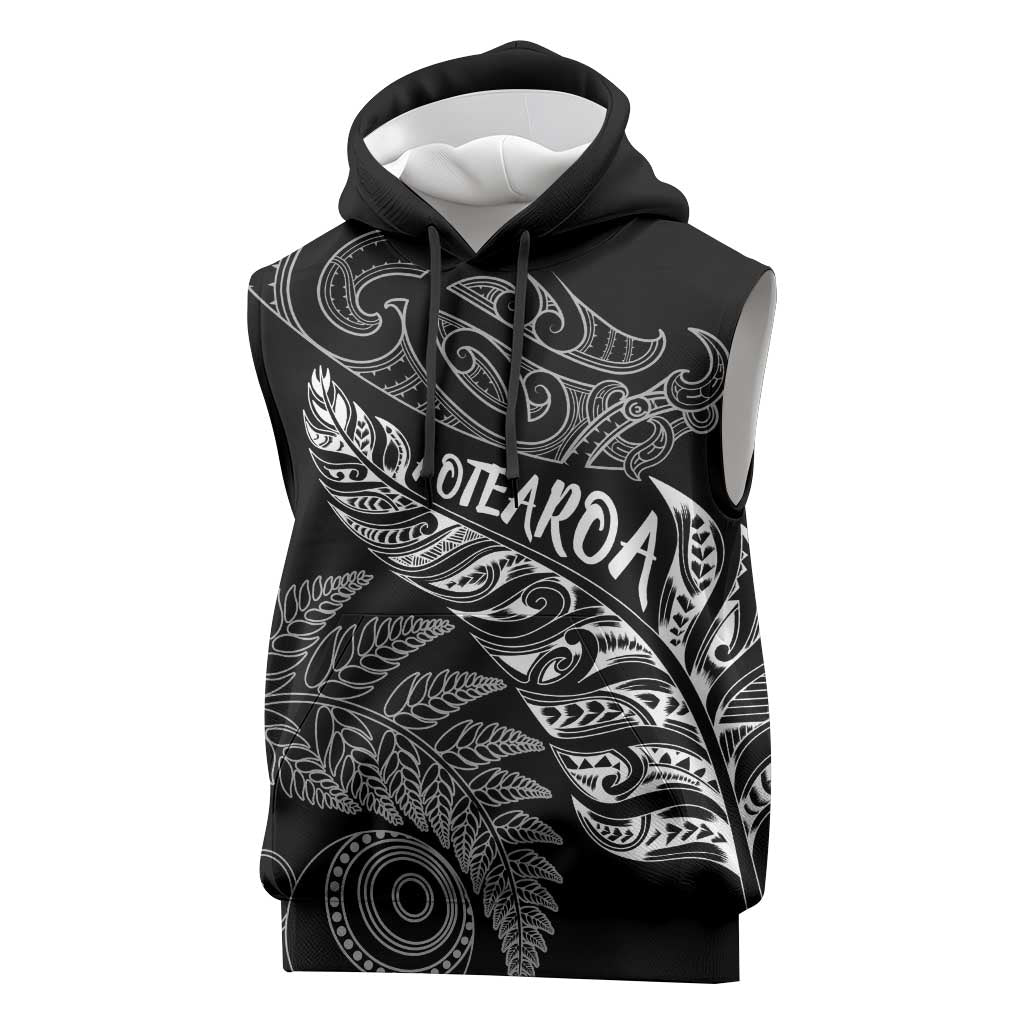 Aotearoa Personalized Lawn Bowls Maori Sleeveless Hoodie New Zealand Black Tribal Silver Fern - Polynesian Pride