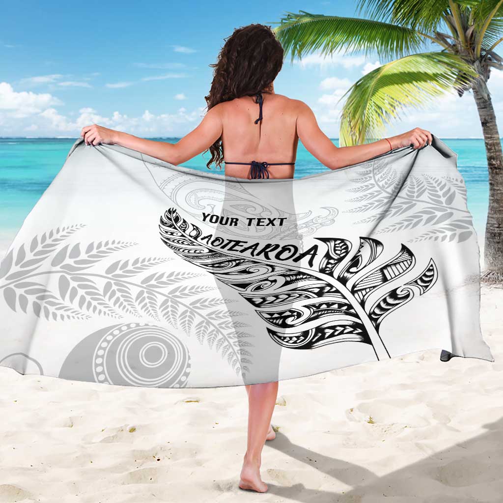 Aotearoa Personalized Lawn Bowls Maori Sarong New Zealand White Tribal Silver Fern - Polynesian Pride