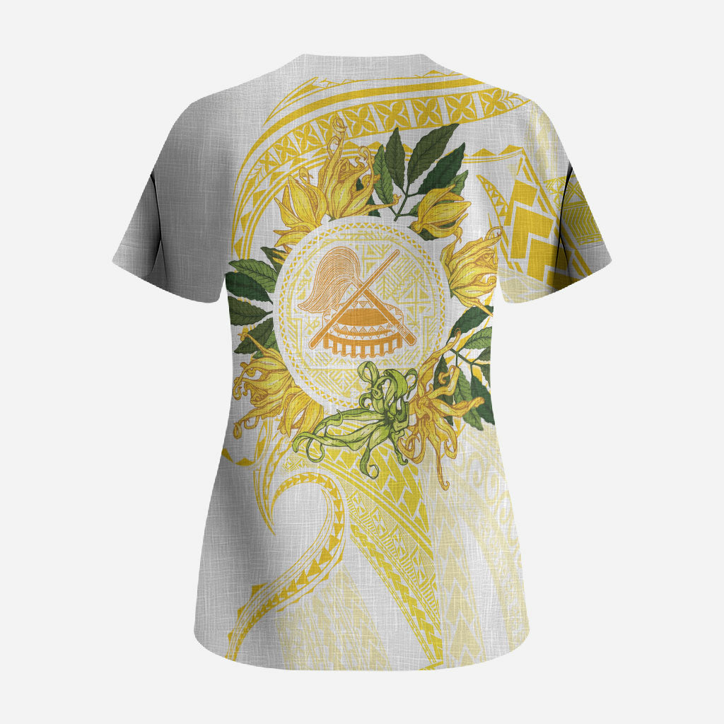 Samoa Moso'oi Flowers Tatau Scrub Top Festive Golden White LT7 - Polynesian Pride