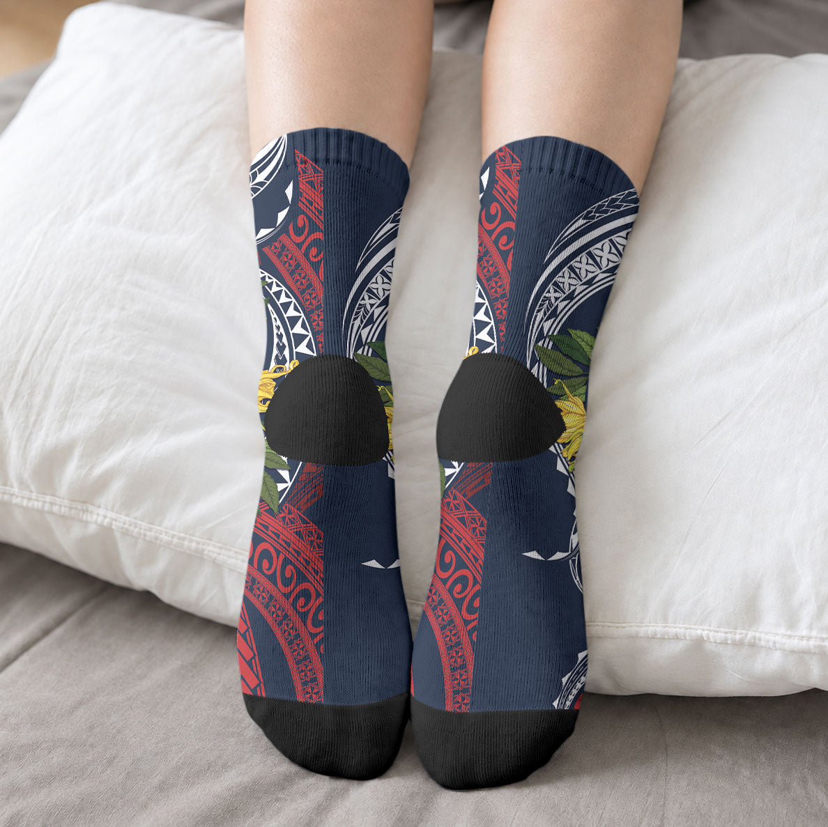 Samoa Moso'oi Flowers Tatau Crew Socks Festive National Color LT7 - Polynesian Pride